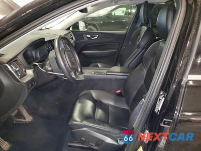 Zdjęcie 7 z 13 samochodu: 2018 VOLVO XC60 T5 VIN:LYV102RKXJB097099 - miniatura