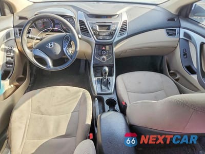 Zdjęcie 8 z 12 samochodu: 2015 HYUNDAI ELANTRA SE VIN:5NPDH4AE3FH562580 - miniatura