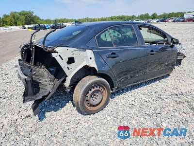 Trzecie zdjęcie samochodu z tyłu: 2020 TOYOTA COROLLA LE VIN:JTDEPRAE3LJ011962 - miniatura