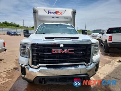 Piąte zdjęcie samochodu w środku: 2023 GMC SIERRA K35 - BOX TRUCK VIN:1GD39SE73PF230946 - miniatura