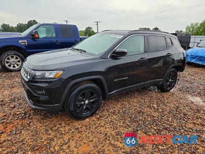 2022 JEEP COMPASS LATITUDE 3C4NJCBBXNT138125 - główne zdjęcie licytacji z USA - miniatura