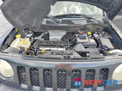 Zdjęcie 11 z 12 samochodu: 2011 JEEP PATRIOT SPORT VIN:1J4NT1GB4BD110274 - miniatura