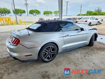 Trzecie zdjęcie samochodu z tyłu: 2019 FORD MUSTANG VIN:1FATP8UH9K5179304 - miniatura