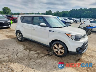 Czwarte zdjęcie samochodu z boku: 2018 KIA SOUL BASE VIN:KNDJN2A20J7618669 - miniatura
