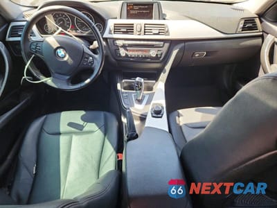 Zdjęcie 8 z 12 samochodu: 2013 BMW 328 I SULEV VIN:WBA3C1C51DF441329 - miniatura