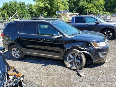 Czwarte zdjęcie samochodu z boku: 2017 FORD EXPLORER XLT VIN:1FM5K8D86HGD81866 - miniatura