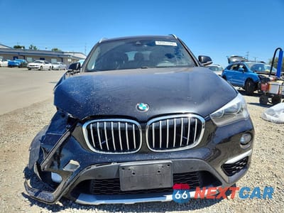 Piąte zdjęcie samochodu w środku: 2019 BMW X1 SDRIVE28I VIN:WBXHU7C53K5L11227 - miniatura