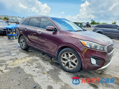 Czwarte zdjęcie samochodu z boku: 2017 KIA SORENTO SX V6 VIN:5XYPK4A57HG318326 - miniatura