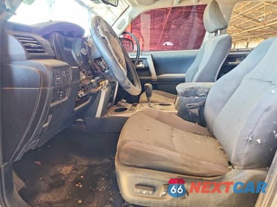 Zdjęcie 7 z 13 samochodu: 2021 TOYOTA 4RUNNER VIN:JTEMU5JR5M5933283 - miniatura