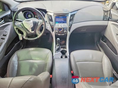 Zdjęcie 8 z 12 samochodu: 2013 HYUNDAI SONATA LIMITED VIN:5NPEC4AC9DH716398 - miniatura