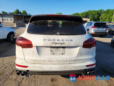 Zdjęcie 6 z 13 samochodu: 2016 PORSCHE CAYENNE SE HYBRID VIN:WP1AE2A21GLA58031 - miniatura