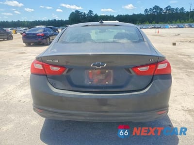 Zdjęcie 6 z 12 samochodu: 2018 CHEVROLET MALIBU LT VIN:1G1ZD5ST2JF114671 - miniatura