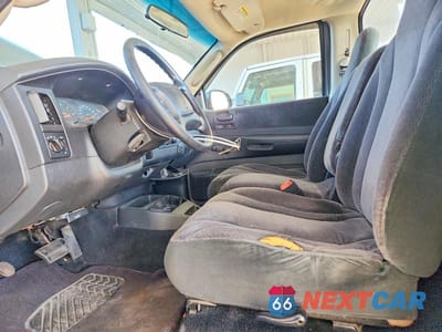 Zdjęcie 7 z 12 samochodu: 2001 DODGE DAKOTA VIN:1B7FL26X61S341992 - miniatura