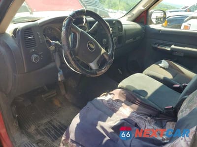 Zdjęcie 8 z 13 samochodu: 2007 CHEVROLET SILVERADO K2500 HEAVY DUTY VIN:1GCHK29K07E592879 - miniatura