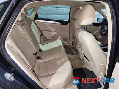 Zdjęcie 10 z 12 samochodu: 2012 VOLKSWAGEN PASSAT SE VIN:1VWBP7A33CC071764 - miniatura