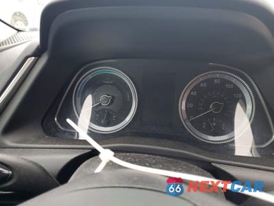 Zdjęcie 9 z 12 samochodu: 2023 HYUNDAI SONATA HYBRID BLUE VIN:KMHL24JJ3PA058027 - miniatura