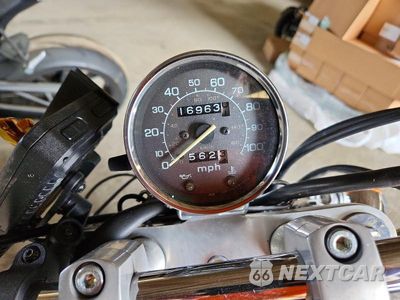 Zdjęcie 7 z 8 samochodu: 2007 HONDA VT600 CD VIN:JH2PC214X7M802875 - miniatura