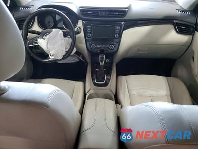 Zdjęcie 8 z 14 samochodu: 2021 NISSAN ROGUE SPORT SL VIN:JN1BJ1CW9MW421846 - miniatura