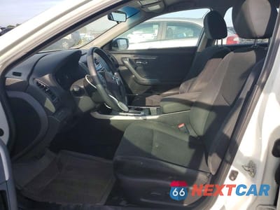 Zdjęcie 7 z 12 samochodu: 2015 NISSAN ALTIMA 2.5 S VIN:1N4AL3AP6FC135005 - miniatura