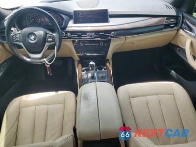 Zdjęcie 8 z 13 samochodu: 2017 BMW X5 SDRIVE35I VIN:5UXKR2C53H0U19407 - miniatura
