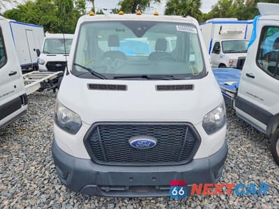 Piąte zdjęcie samochodu w środku: 2021 FORD TRANSIT T-350 VIN:1FDBW5Z82MKA84289 - miniatura