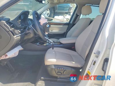 Zdjęcie 7 z 13 samochodu: 2016 BMW X3 XDRIVE28I VIN:5UXWX9C5XG0D93664 - miniatura