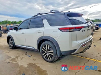 Drugie zdjęcie samochodu z przodu: 2025 NISSAN PATHFINDER PLATINUM VIN:5N1DR3DK6SC218106 - miniatura