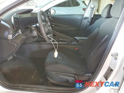 Zdjęcie 7 z 12 samochodu: 2024 HYUNDAI ELANTRA SEL VIN:KMHLM4DGXRU759482 - miniatura