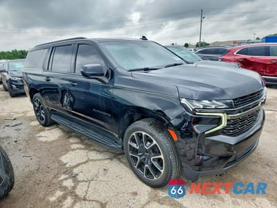 Czwarte zdjęcie samochodu z boku: 2021 CHEVROLET SUBURBAN C1500 RST VIN:1GNSCEKD4MR458971 - miniatura