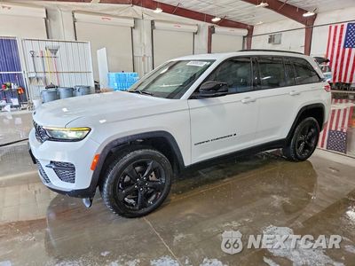 2023 JEEP GRAND CHEROKEE LAREDO 1C4RJHAG7P8704514 - główne zdjęcie licytacji z USA - miniatura