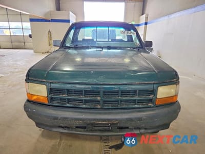 Piąte zdjęcie samochodu w środku: 1996 DODGE DAKOTA VIN:1B7GG26X2TS630749 - miniatura
