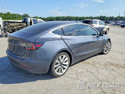 Trzecie zdjęcie samochodu z tyłu: 2020 TESLA MODEL 3 VIN:5YJ3E1EB5LF638037 - miniatura