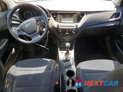 Zdjęcie 8 z 12 samochodu: 2019 HYUNDAI ACCENT SE VIN:3KPC24A30KE062516 - miniatura