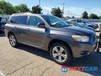 Czwarte zdjęcie samochodu z boku: 2008 TOYOTA HIGHLANDER SPORT VIN:JTEDS43A882054603 - miniatura