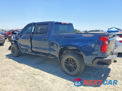 Drugie zdjęcie samochodu z przodu: 2023 CHEVROLET SILVERADO K1500 TRAIL BOSS CUSTOM VIN:3GCPDCEK8PG100741 - miniatura