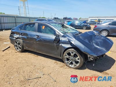 Czwarte zdjęcie samochodu z boku: 2022 KIA FORTE FE VIN:3KPF24AD5NE463814 - miniatura