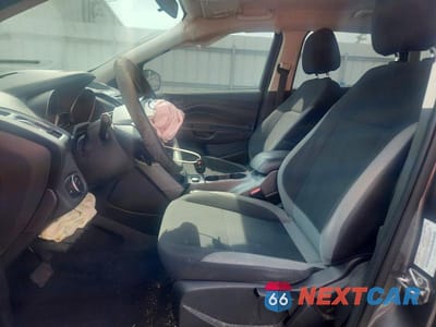 Zdjęcie 7 z 13 samochodu: 2014 FORD ESCAPE S VIN:1FMCU0F70EUE21167 - miniatura