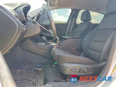 Zdjęcie 7 z 12 samochodu: 2022 CHEVROLET MALIBU LT VIN:1G1ZD5ST1NF175127 - miniatura