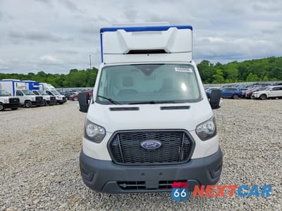 Piąte zdjęcie samochodu w środku: 2022 FORD TRANSIT DELIVERY TRUCK VIN:1FDBW5Z8XNKA20227 - miniatura