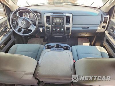 Zdjęcie 8 z 12 samochodu: 2015 RAM 1500 SLT VIN:1C6RR6GGXFS675281 - miniatura