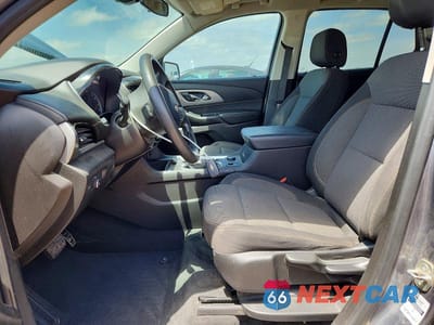 Zdjęcie 7 z 13 samochodu: 2021 CHEVROLET TRAVERSE LS VIN:1GNERFKW2MJ194781 - miniatura