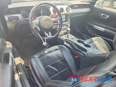 Zdjęcie 8 z 12 samochodu: 2021 FORD MUSTANG VIN:1FATP8UH4M5103895 - miniatura