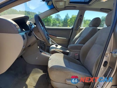 Zdjęcie 7 z 12 samochodu: 2005 TOYOTA COROLLA LE VIN:2T1BR30E15C376649 - miniatura