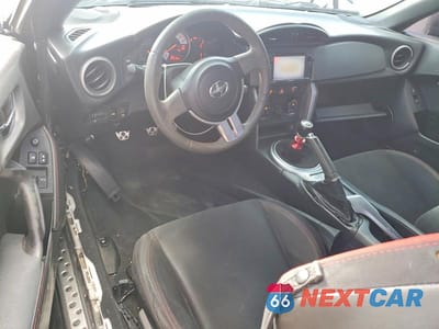 Zdjęcie 8 z 12 samochodu: 2015 SCION FR-S BASE VIN:JF1ZNAA13F9700059 - miniatura