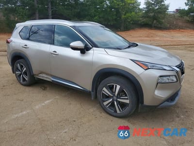 Czwarte zdjęcie samochodu z boku: 2021 NISSAN ROGUE SL VIN:JN8AT3CA2MW021036 - miniatura