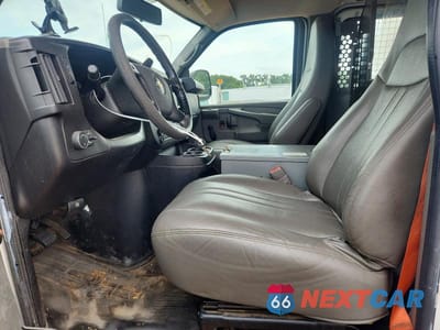 Zdjęcie 7 z 12 samochodu: 2013 CHEVROLET EXPRESS G2500 VIN:1GCWGFCA3D1903322 - miniatura