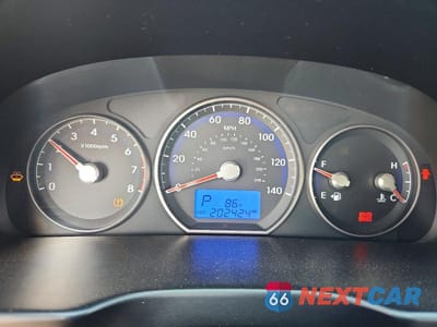 Zdjęcie 9 z 13 samochodu: 2010 HYUNDAI SANTA FE GLS VIN:5NMSG3AB6AH337134 - miniatura