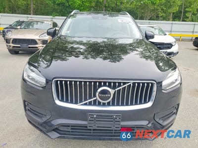 Piąte zdjęcie samochodu w środku: 2021 VOLVO XC90 T6 MOMENTUM VIN:YV4A22PK8M1751796 - miniatura