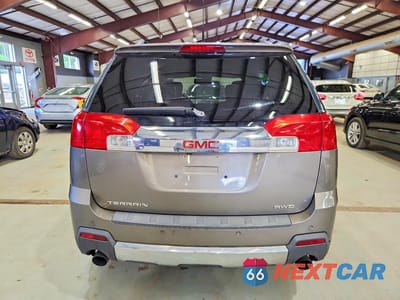 Zdjęcie 6 z 13 samochodu: 2010 GMC TERRAIN SLT VIN:2CTFLJEY0A6252933 - miniatura