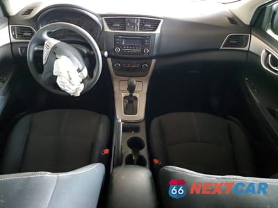 Zdjęcie 8 z 12 samochodu: 2015 NISSAN SENTRA S VIN:3N1AB7AP3FY217840 - miniatura